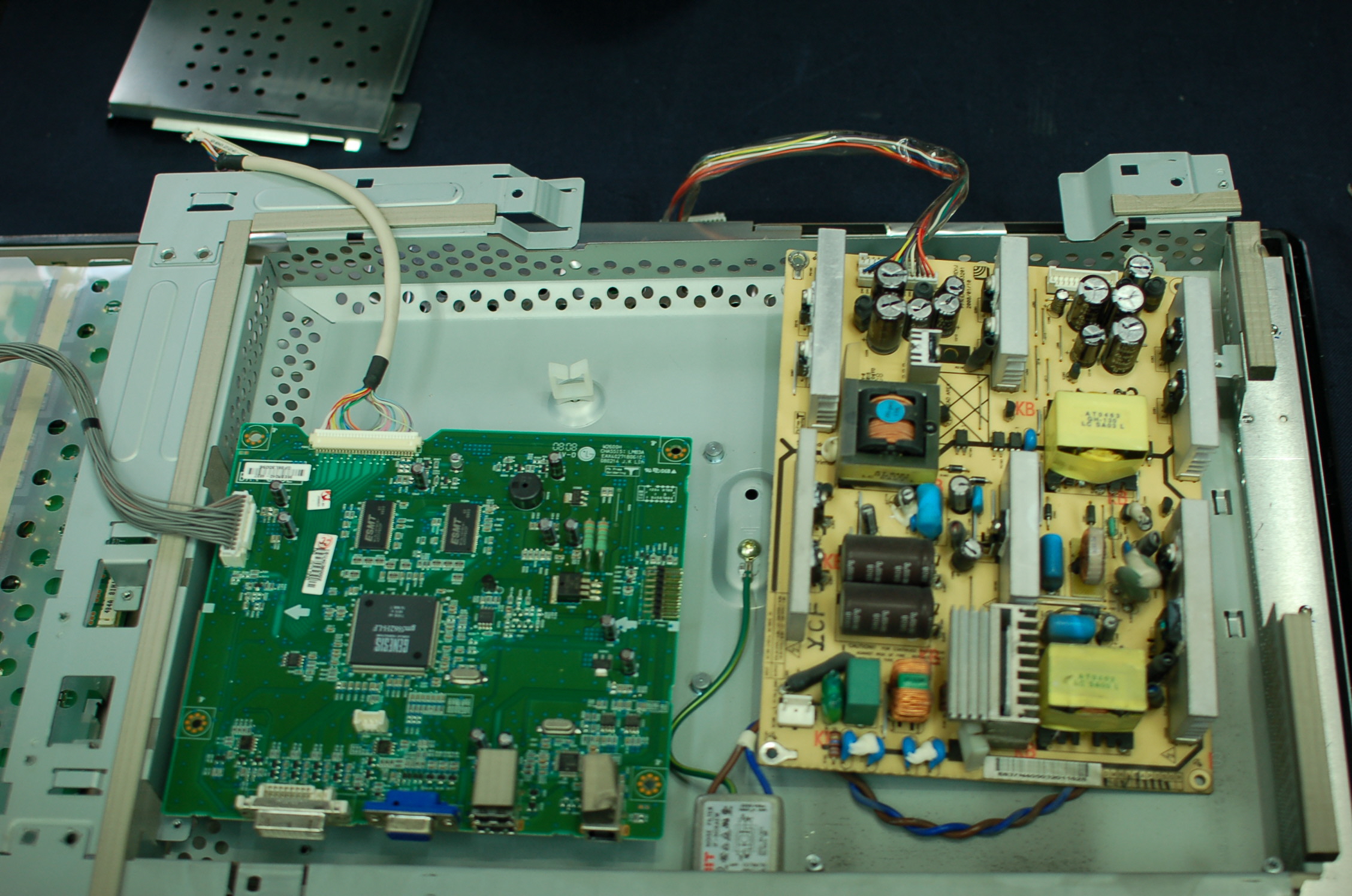 LM260WU2(SL)(A1)